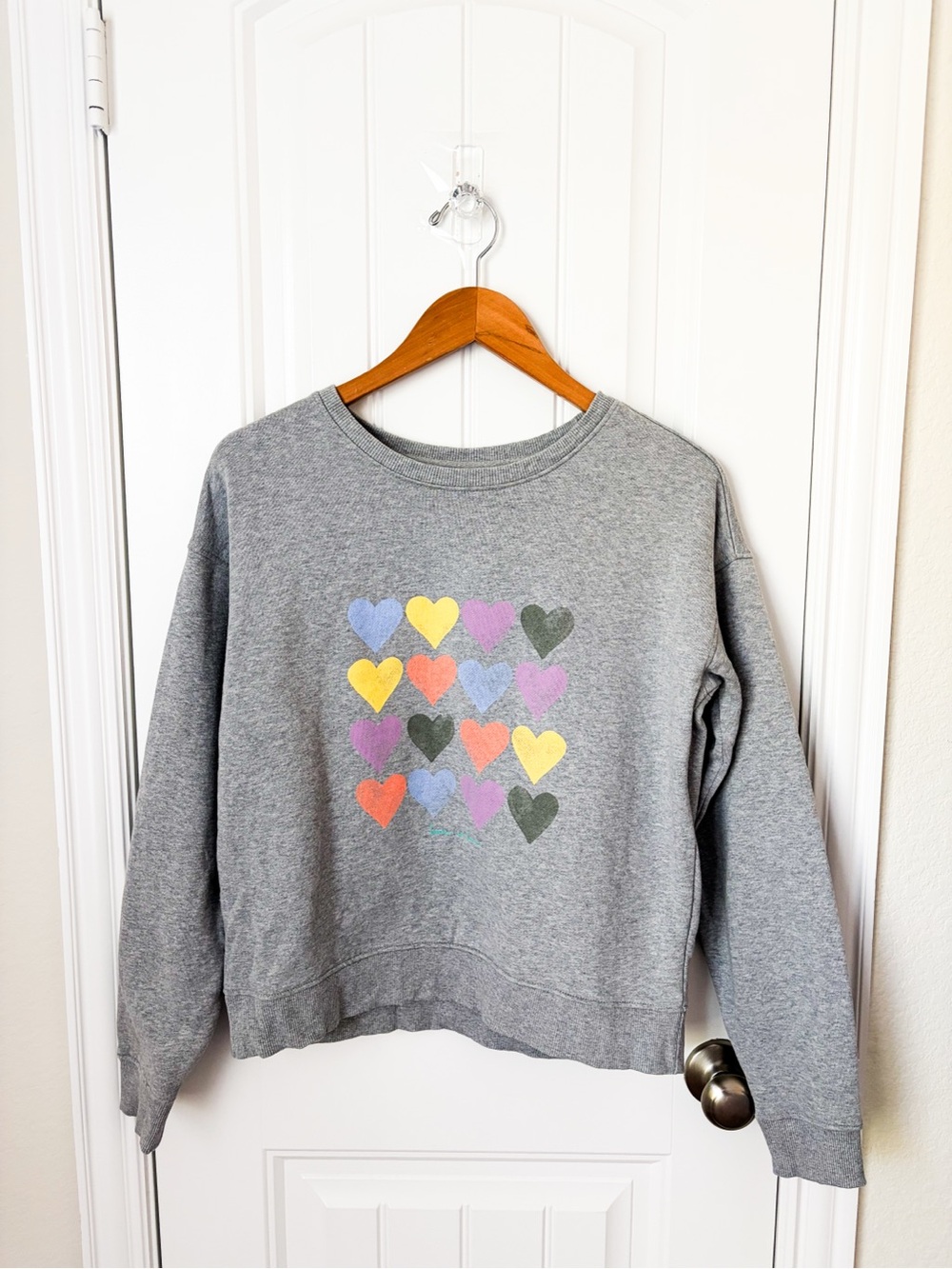 Pact Women’s Watercolor Hearts Cloud Brushed Fleece Crew Sweatshirt Gray S